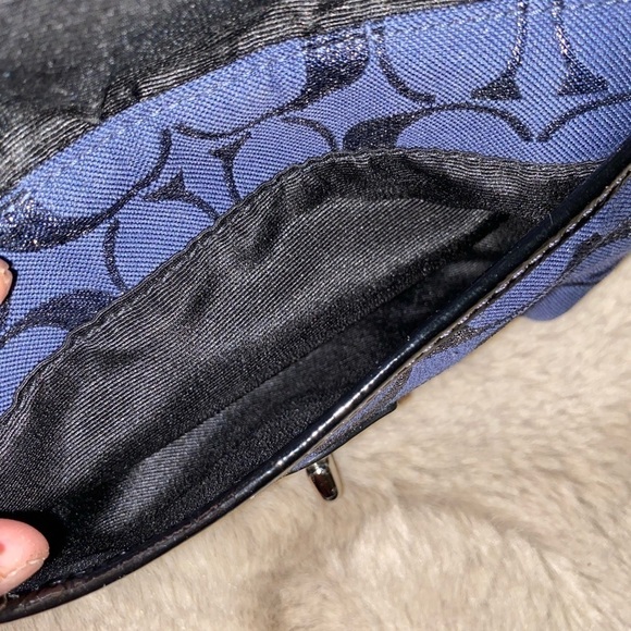Coach Signature C Navy Blue Canvas Black Leather Wristlet - Picture 4 of 5